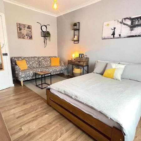 Westend Holiday Room 4 Brecon Eksteriør bilde